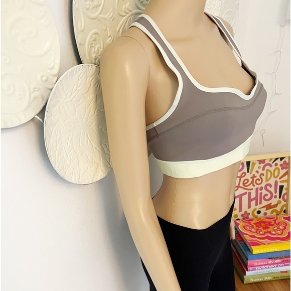 Free People Sports Bra Medium - Picture 3 of 6